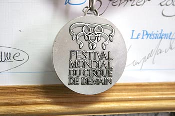 Медаль Festival Mondial Du Cirque De Demain.jpg
